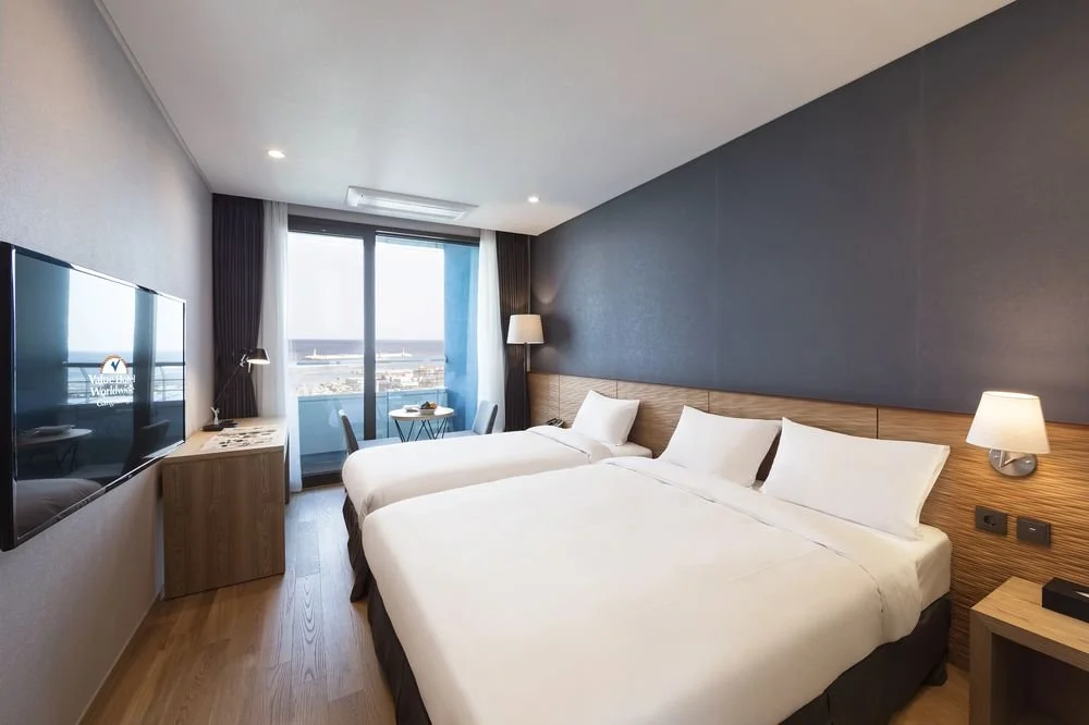 %EB%B0%B8%EB%A5%98%ED%98%B8%ED%85%94_%EA%B0%95%EB%A6%89_3.jpg?type=w1200