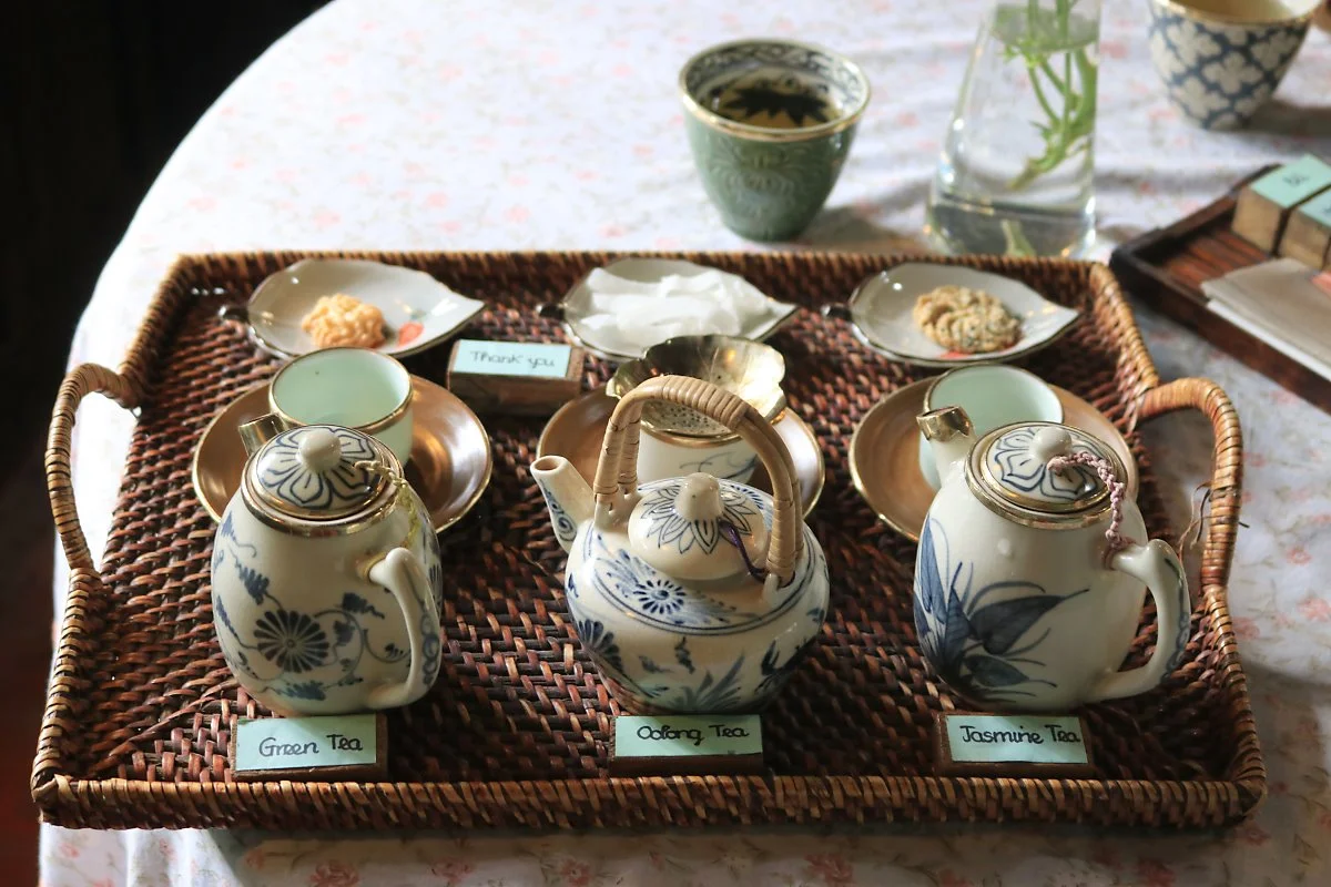 15_Hoian_reaching_outJPG.JPG?type=w1200