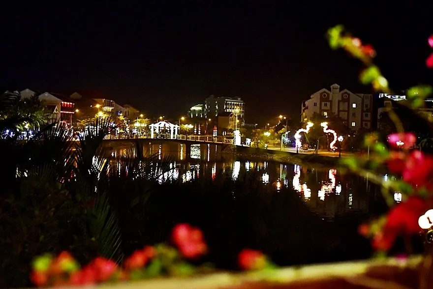 %ED%98%B8%EC%9D%B4%EC%95%88%EC%BD%A9%EC%B9%B4%ED%8E%981.JPG?type=w1200