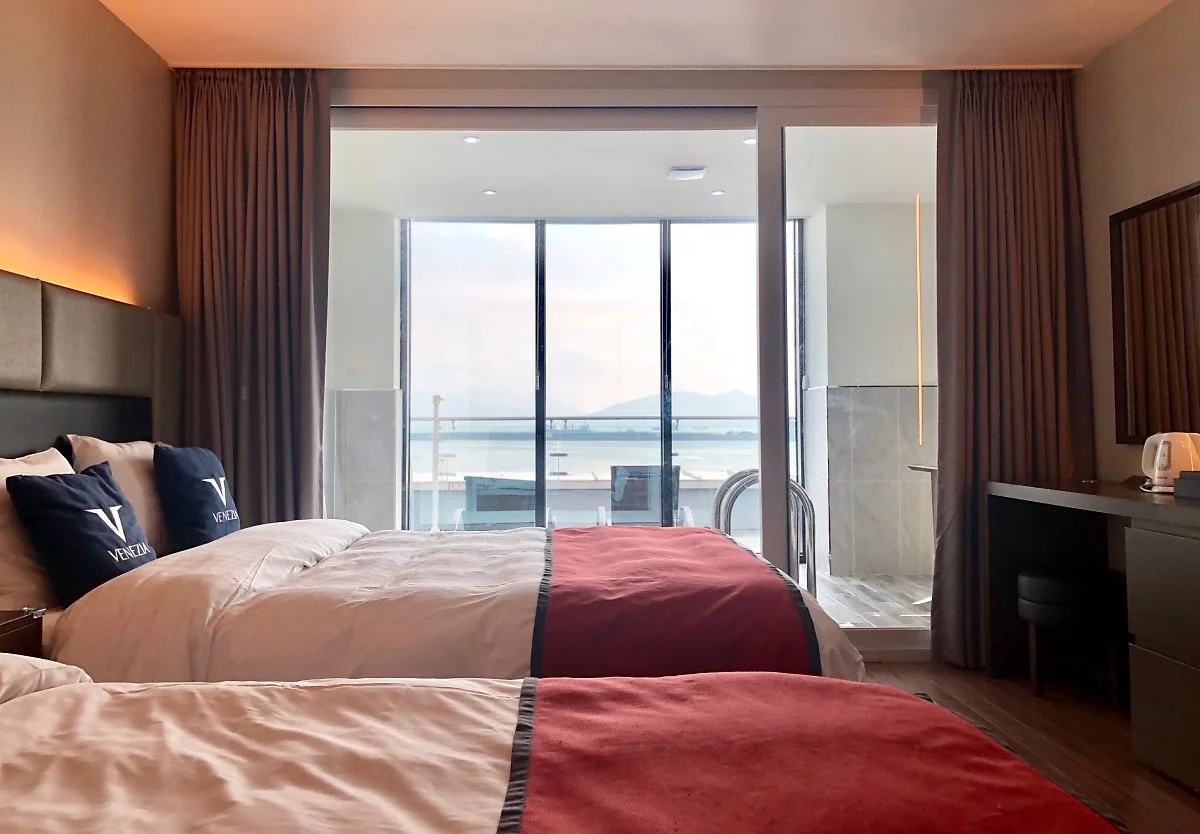 IMG_4445.JPG?type=w1200