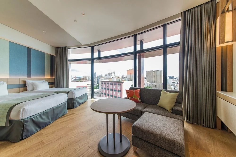 JR_%EA%B7%9C%EC%8A%88_%ED%98%B8%ED%85%94_%EB%B8%94%EB%9F%AC%EC%84%AC_%EB%82%98%ED%95%982.jpg?type=w1200