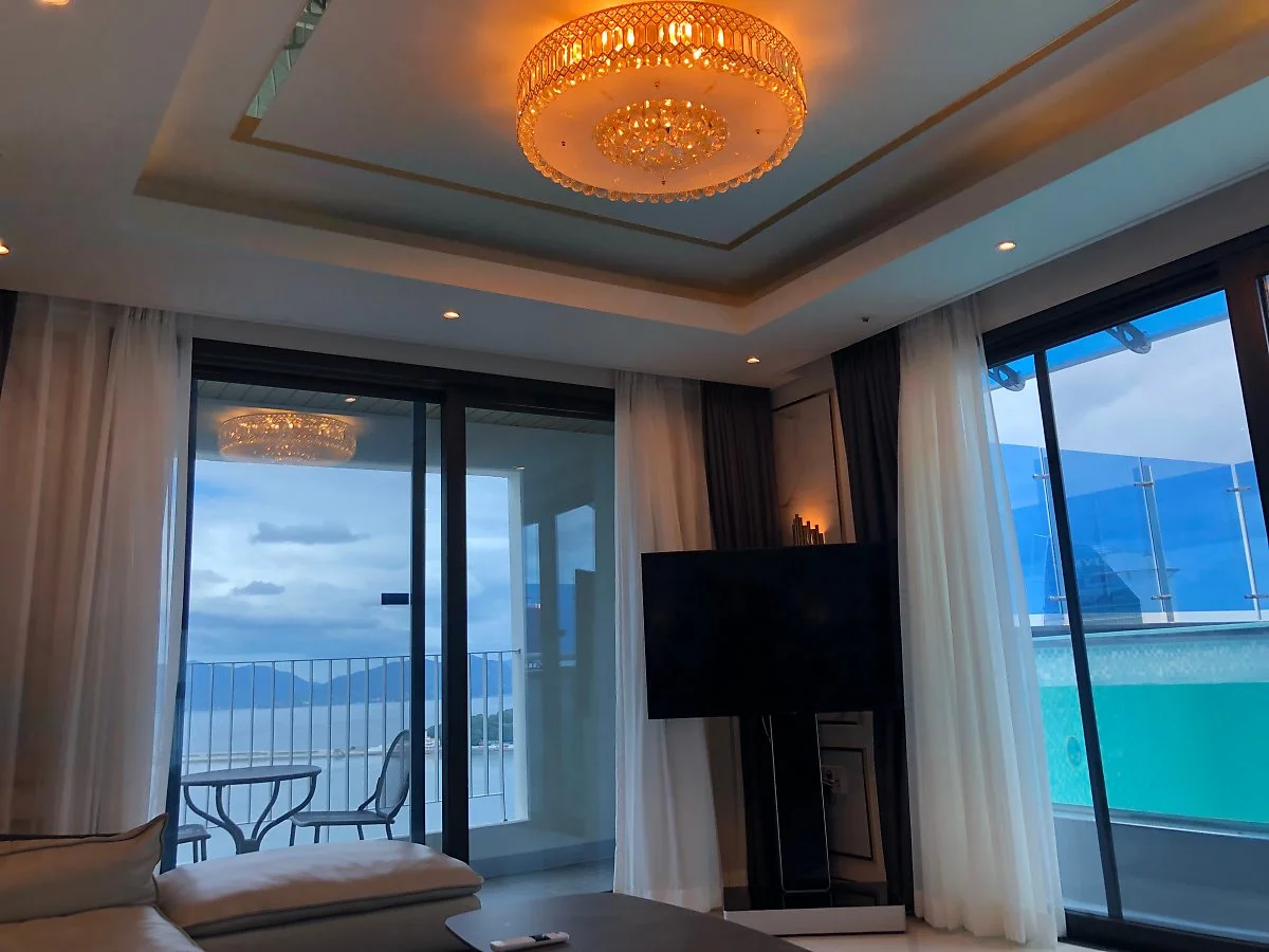 IMG_6774.JPG?type=w1200