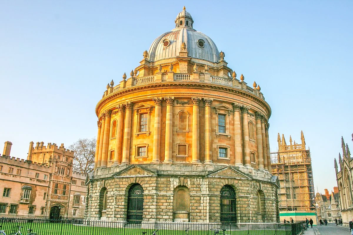 31_%EB%9E%98%EB%93%9C%ED%81%B4%EB%A6%AC%ED%94%84_%EC%B9%B4%EB%A9%94%EB%9D%BC.jpg?type=w1200