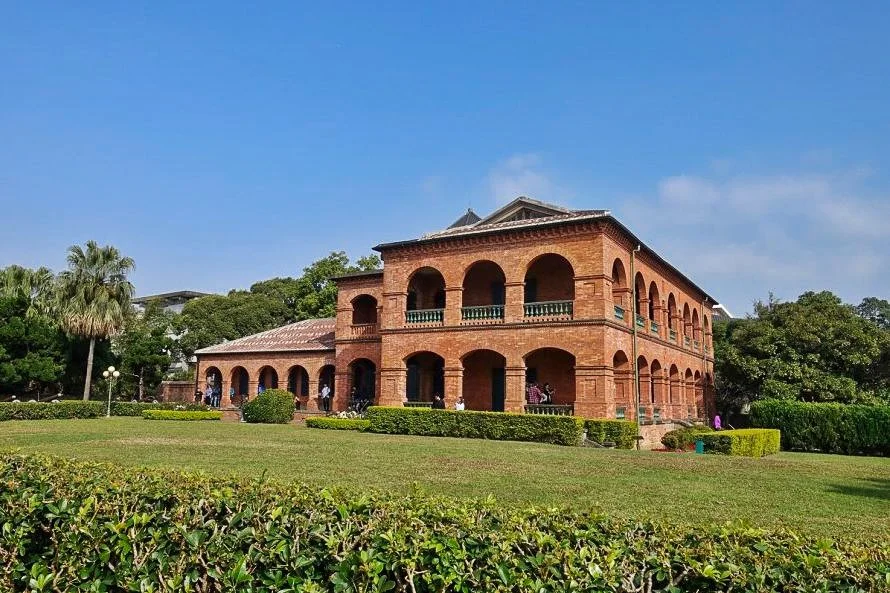 21%ED%99%8D%EB%A7%88%EC%98%A4%EC%B2%AD_%EC%98%81%EA%B5%AD%EC%98%81%EC%82%AC%EA%B4%80.jpg?type=w1200