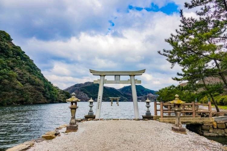 015-15.jpg?type=w1200