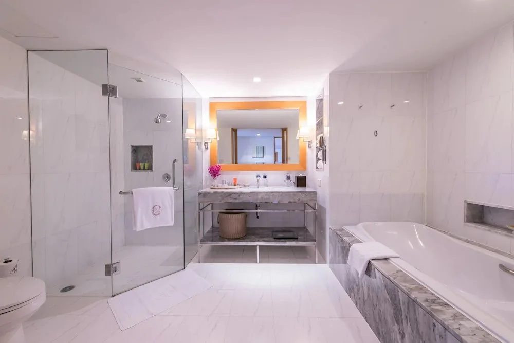 df1db381_z.jpg?type=w1200