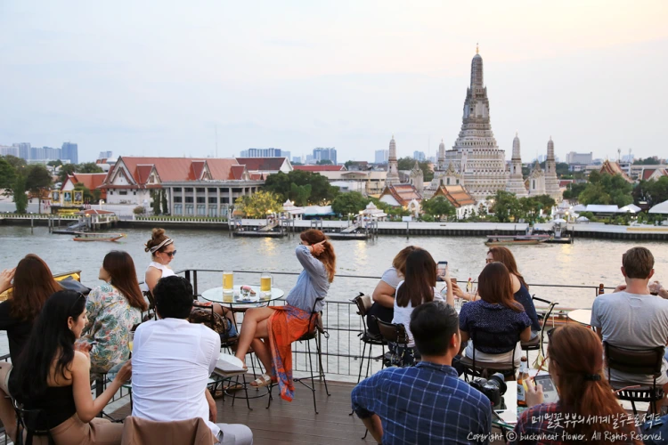 %EC%99%93%EC%95%84%EB%A3%AC02.png?type=w1200