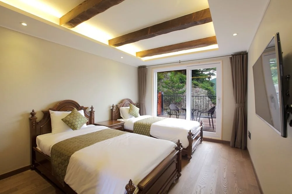 %ED%95%9C%EC%82%B0%EB%A7%88%EB%A6%AC%EB%82%98.jpg?type=w1200