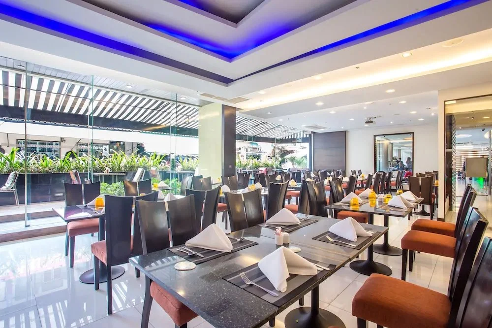 2761d8a6_z.jpg?type=w1200