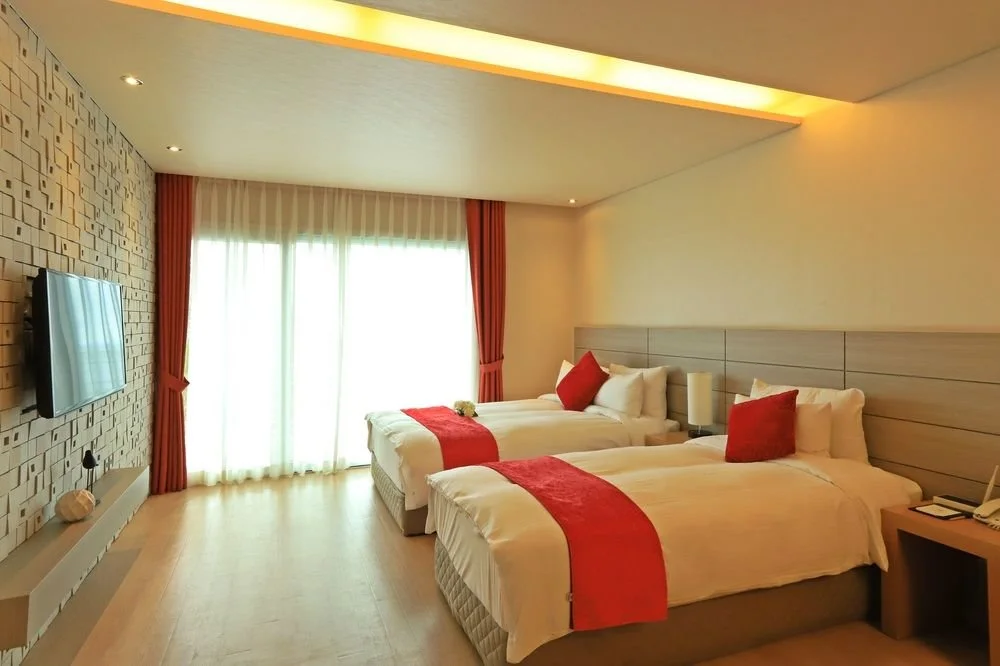 Y_%EB%A6%AC%EC%A1%B0%ED%8A%B8_%EC%A0%9C%EC%A3%BC2.jpg?type=w1200