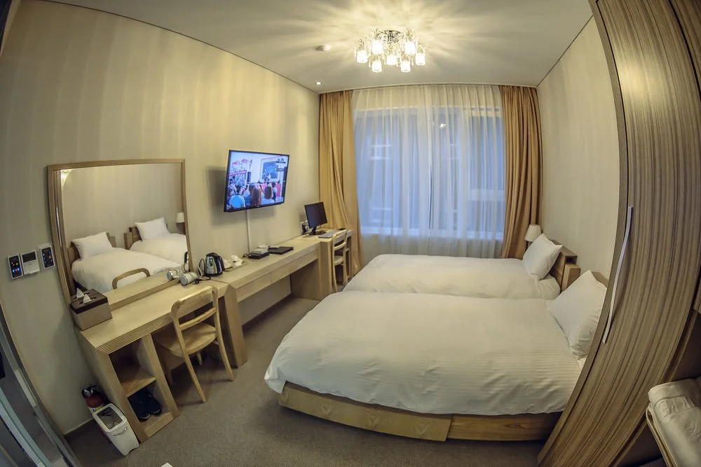 %ED%98%B8%ED%85%94_%EC%97%90%EC%96%B4%EB%A6%B4%EB%A0%89%EC%8A%A4.jpg?type=w1200