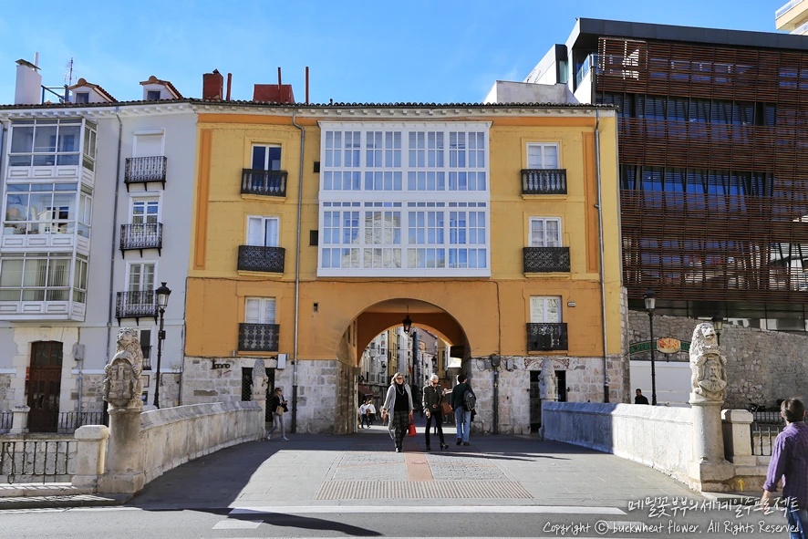 %EB%B6%80%EB%A5%B4%EA%B3%A0%EC%8A%A4.png?type=w1200