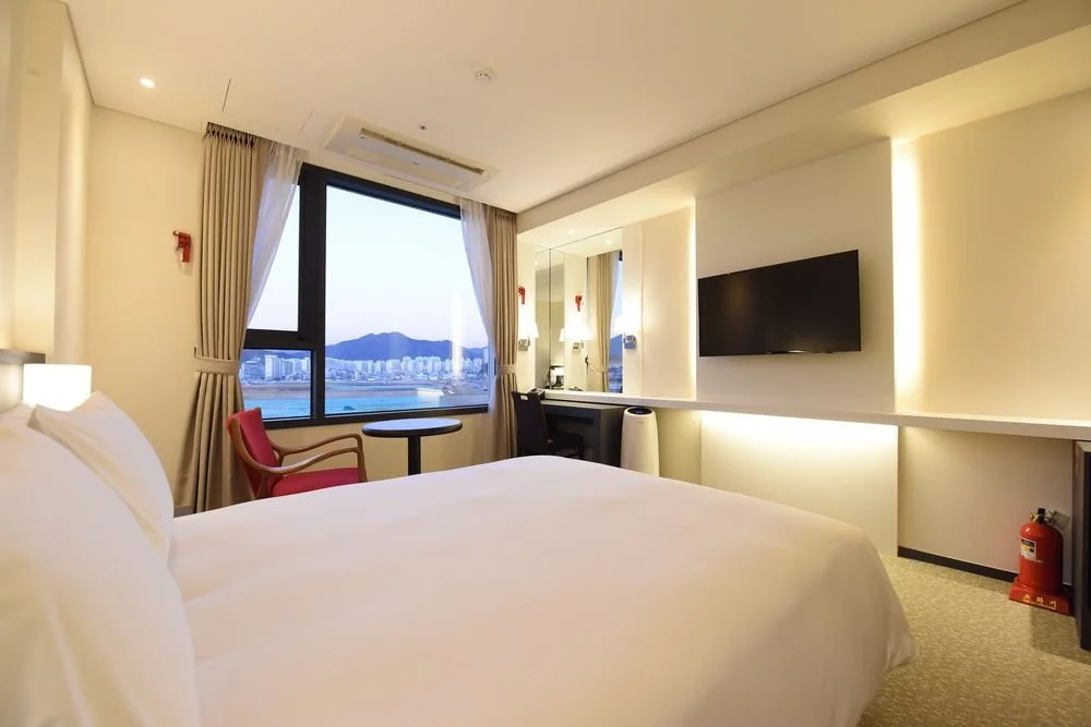 %EA%B1%B0%EC%A0%9C_%EC%95%84%EB%A5%B4%EB%88%84%EB%B3%B4_%EC%8A%A4%EC%9C%84%ED%8A%B8_%ED%98%B8%ED%85%942.jpg?type=w1200