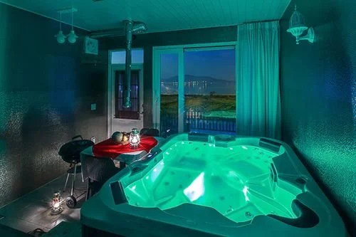 %ED%94%8C%EB%A3%A82.jpg?type=w1200