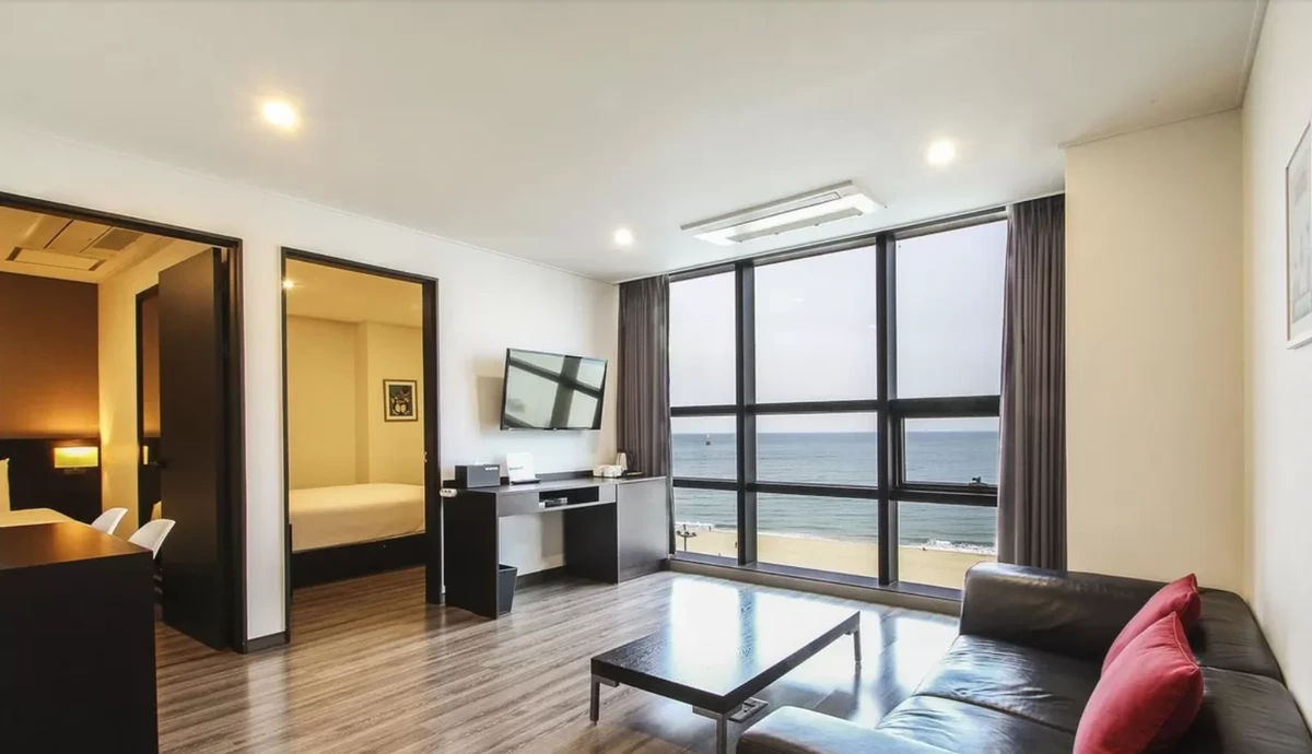 MS_%ED%98%B8%ED%85%942.png?type=w1200