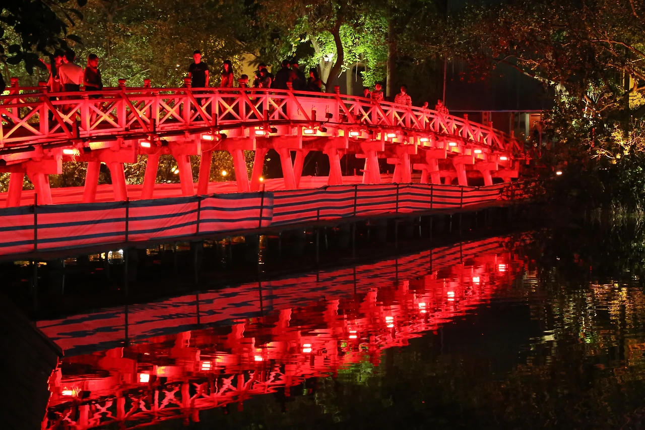 4 호안끼엠 호수  (4).JPG