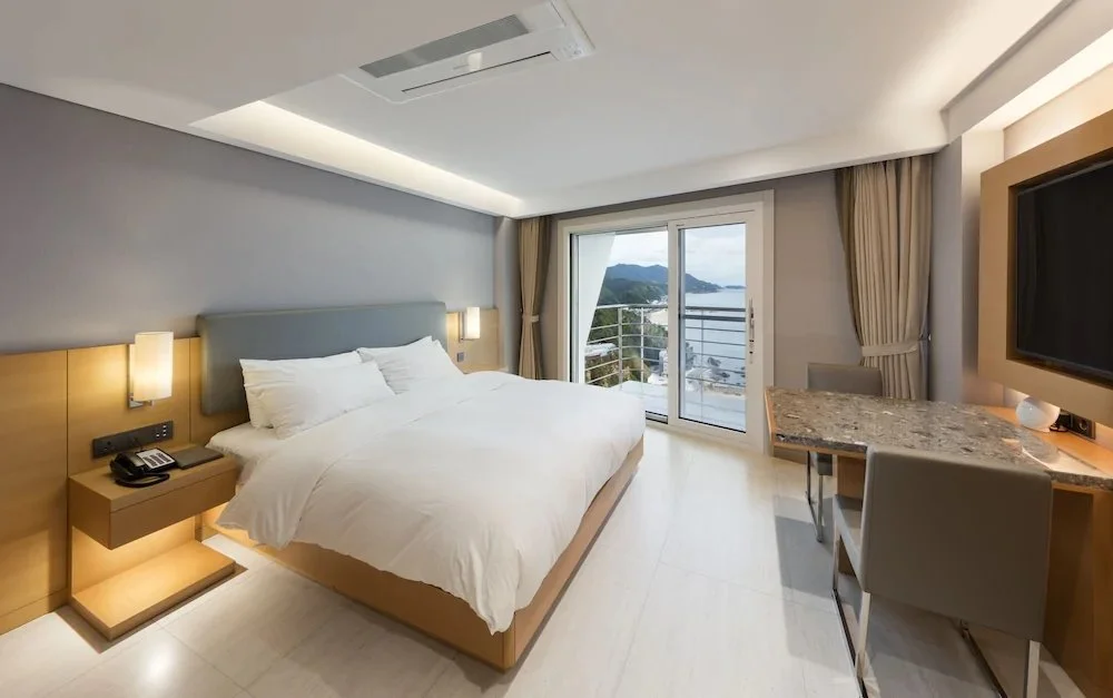 84e71a6e_z.jpg?type=w1200