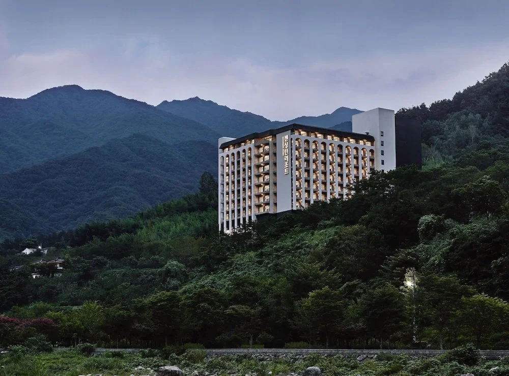 11164252_z.jpg?type=w1200