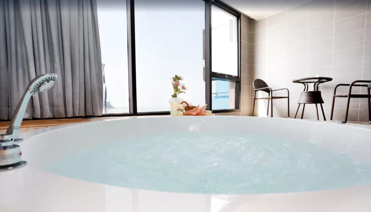 image.png?type=w1200