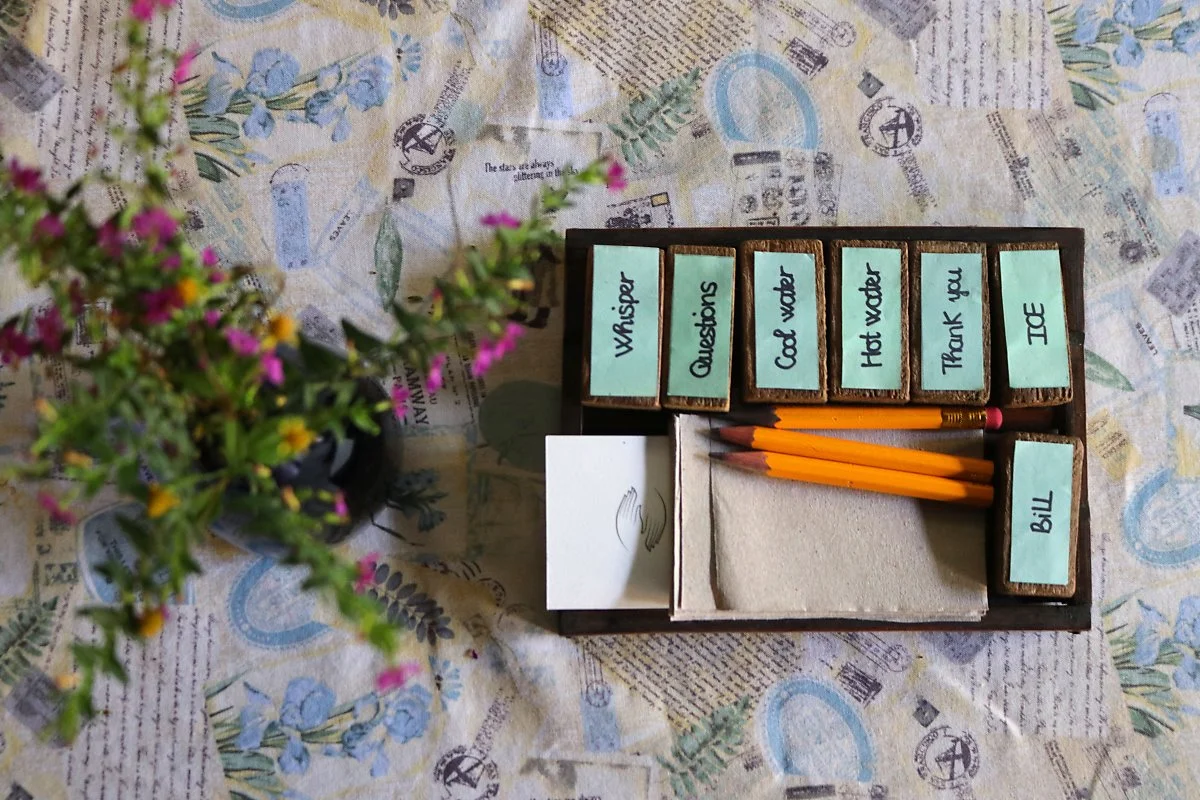 16_Hoian_reaching_out.JPG?type=w1200