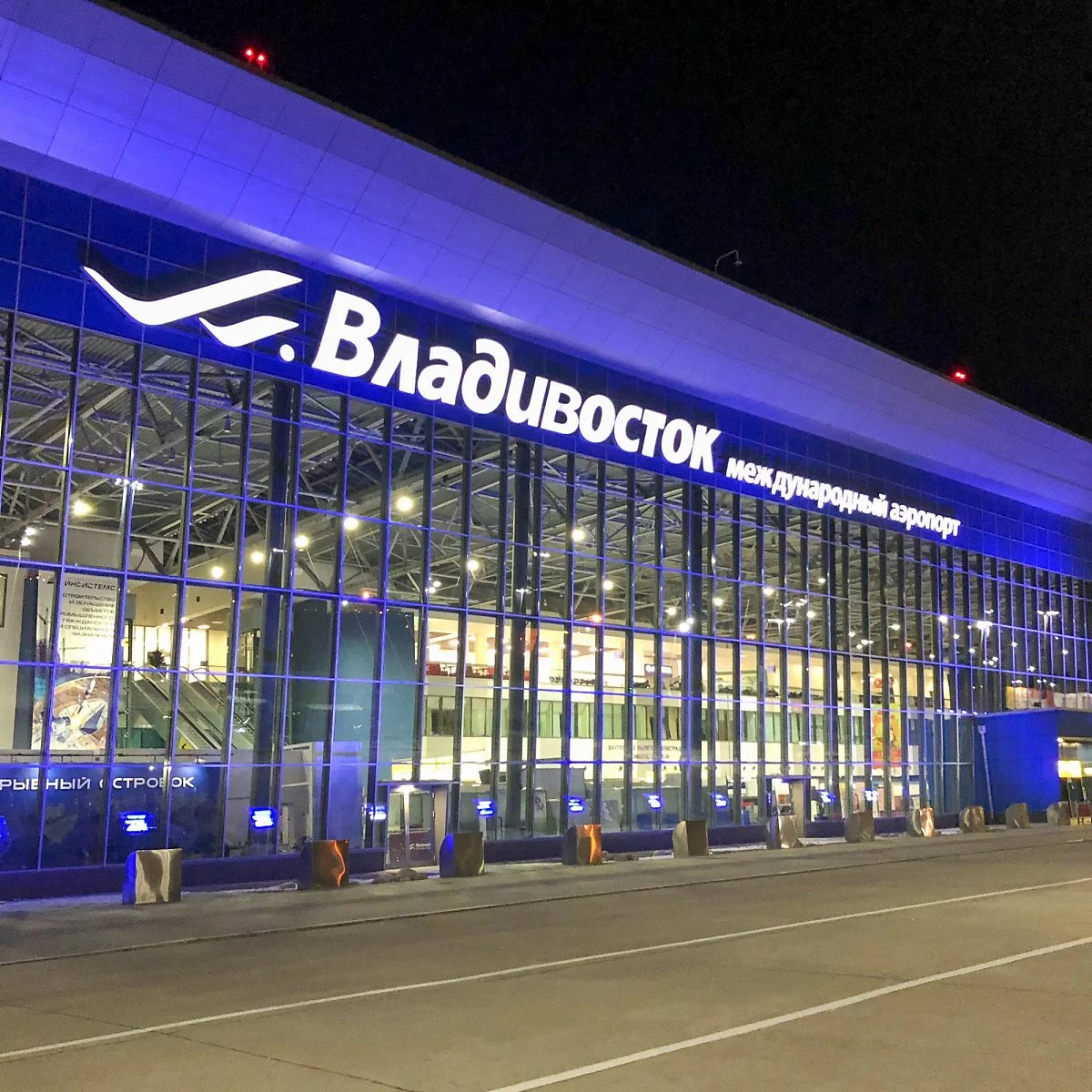 3%EB%B8%94%EB%9D%BC%EB%94%94%EB%B3%B4%EC%8A%A4%ED%86%A1_%EA%B3%B5%ED%95%AD.jpg?type=w1200