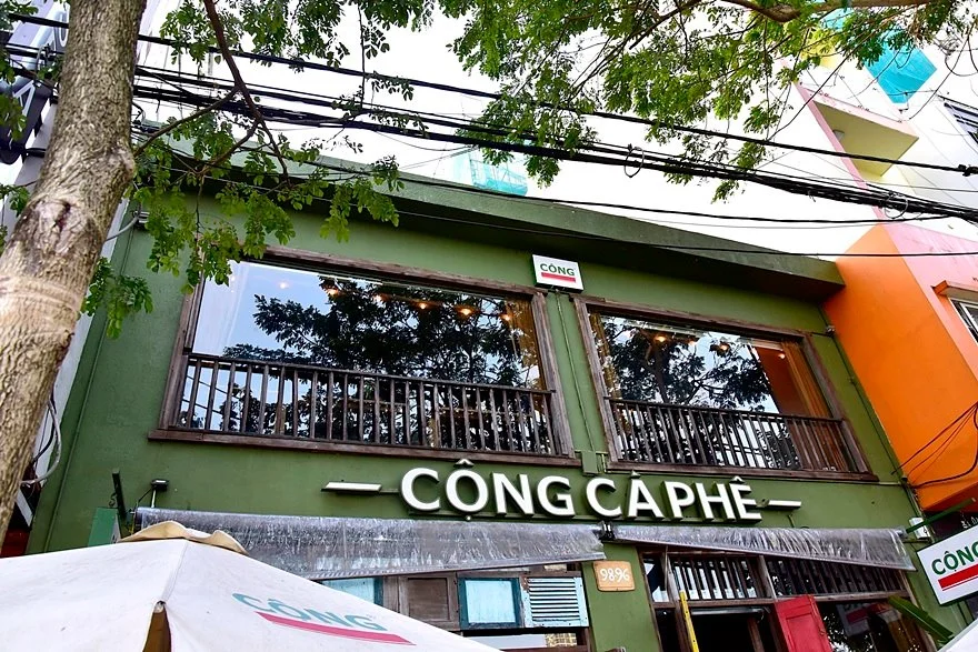 6-%EB%8B%A4%EB%82%AD%EC%BD%A9%EC%B9%B4%ED%8E%98.JPG?type=w1200