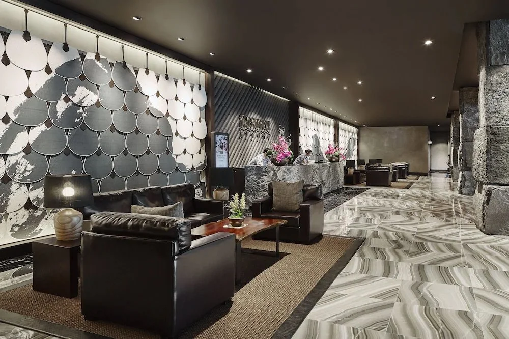 209b8615_z.jpg?type=w1200