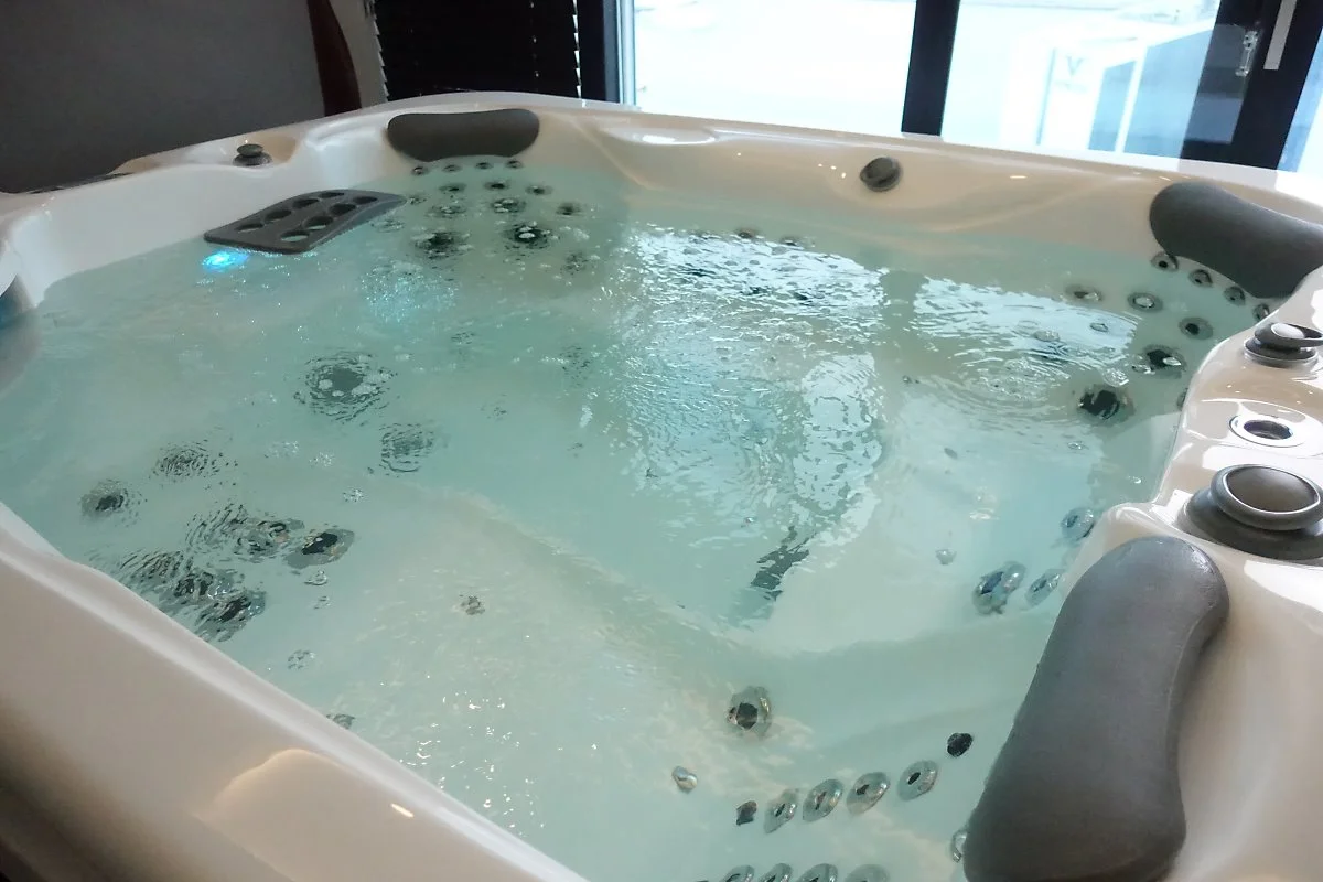 DSC04284.JPG?type=w1200