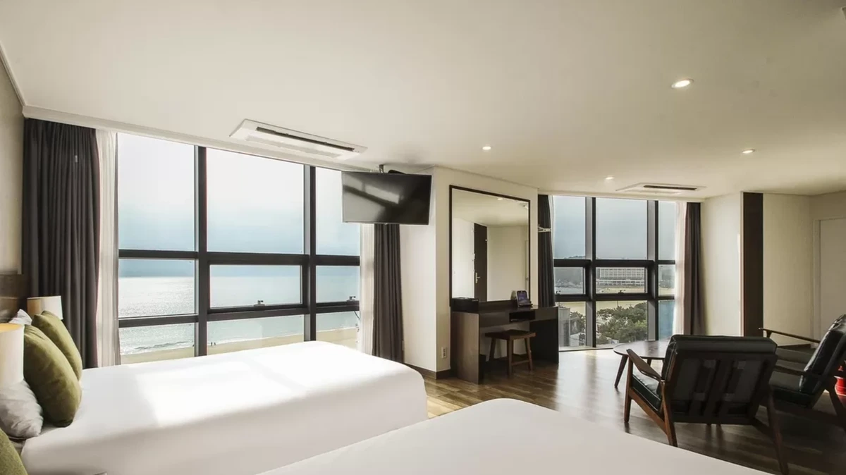 MS_%ED%98%B8%ED%85%943.png?type=w1200