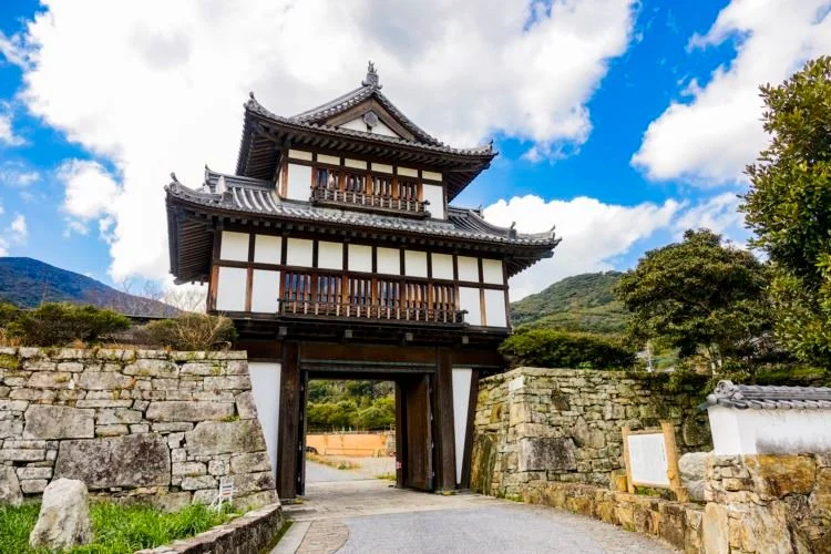 008-08.jpg?type=w1200