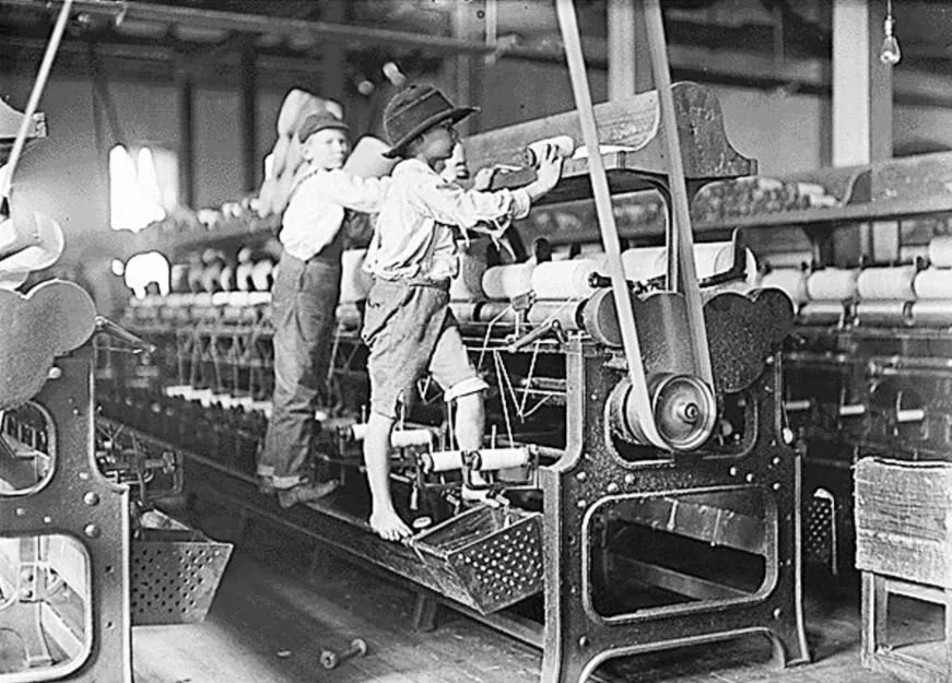 산업혁명의_어두운_그림자.jfif