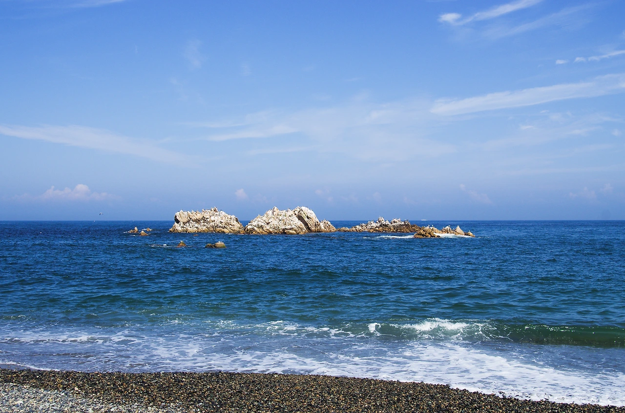 문무대왕 수중릉.jpeg