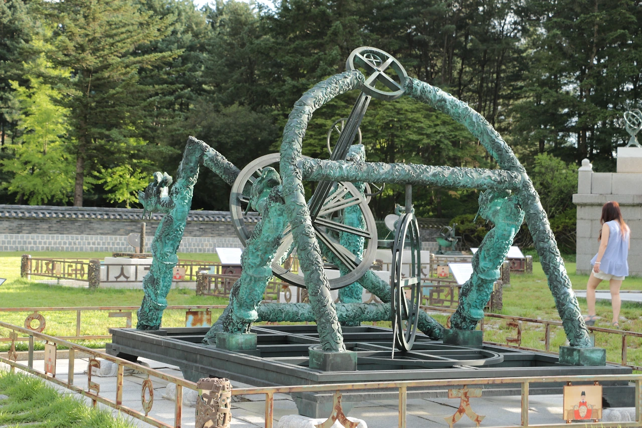 세종대왕 영릉-간의.JPG