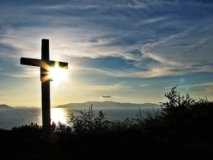 09 cross-in-sunlight.jpeg