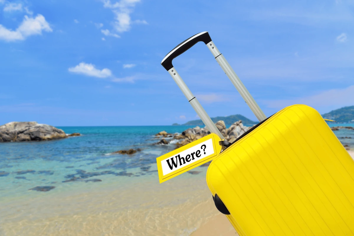 travel-search-suitcasebeach-ss-1920.png?type=w1200