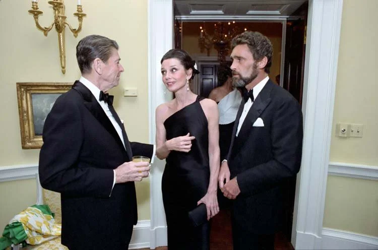 Audrey_Hepburn_and_Ronald_Reagan.jpg?type=w1200