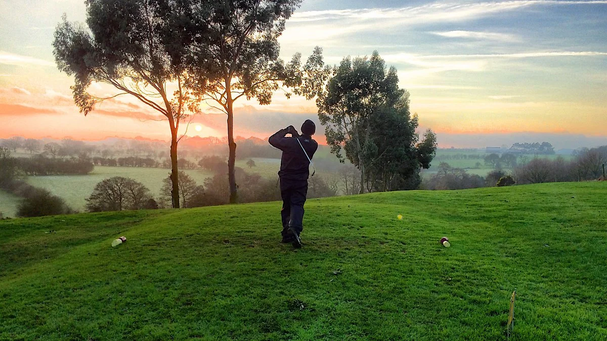 golfer-at-dusk.jpg?type=w1200