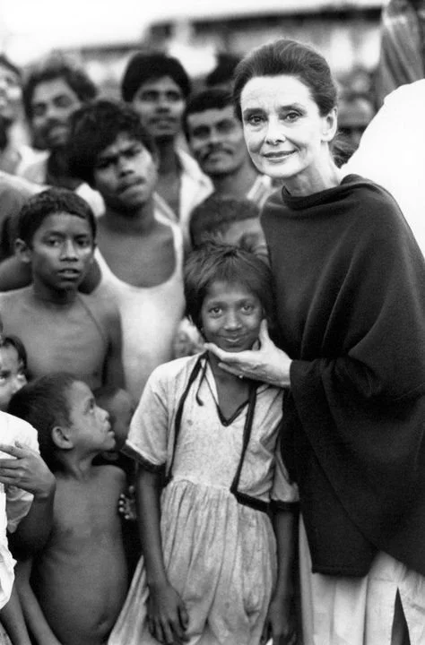 2c7c401da752011c3cf51d4e09b4d42d--audrey-hepburn-unicef-audrey-hepburn-children.jpg?type=w1200
