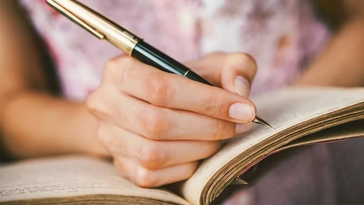 %EA%BF%88%EC%9D%84_%EC%9E%83%EC%96%B4%EB%B2%84%EB%A6%B0_%EB%8B%B9%EC%8B%A0%EC%97%90%EA%B2%8C_%EC%9E%85%EC%B2%B4%ED%91%9C%EC%A7%80.jpg?type=w1200