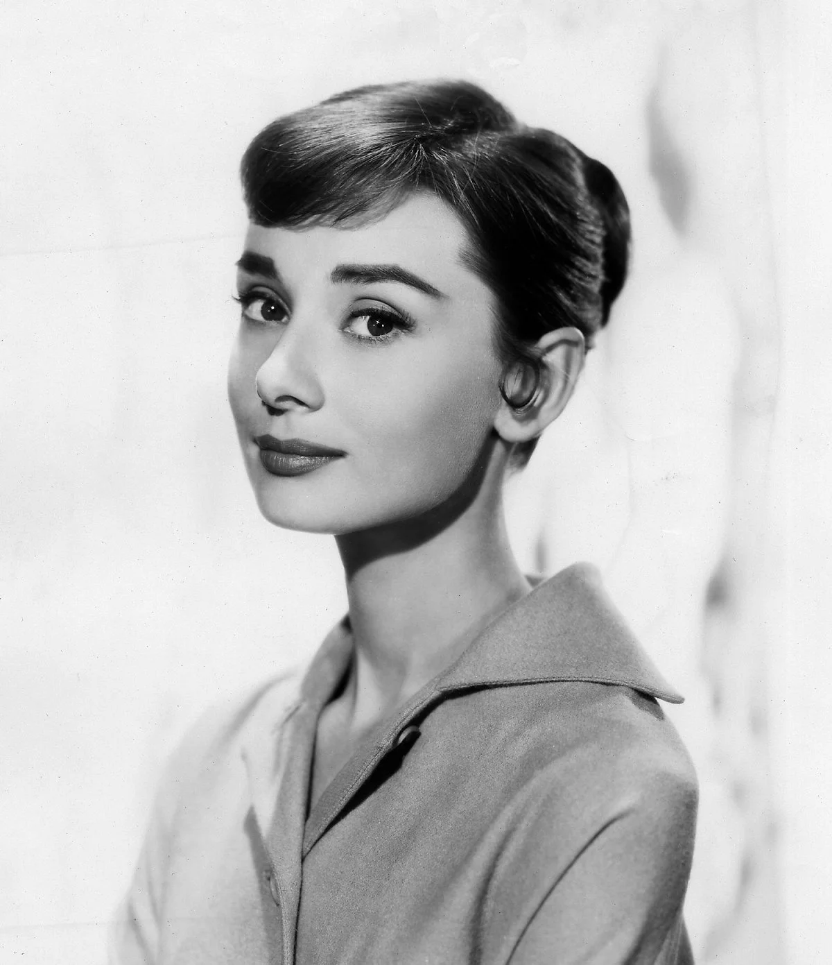 audrey-hepburn-philip-kingsley-elasticizer-main.jpg?type=w1200