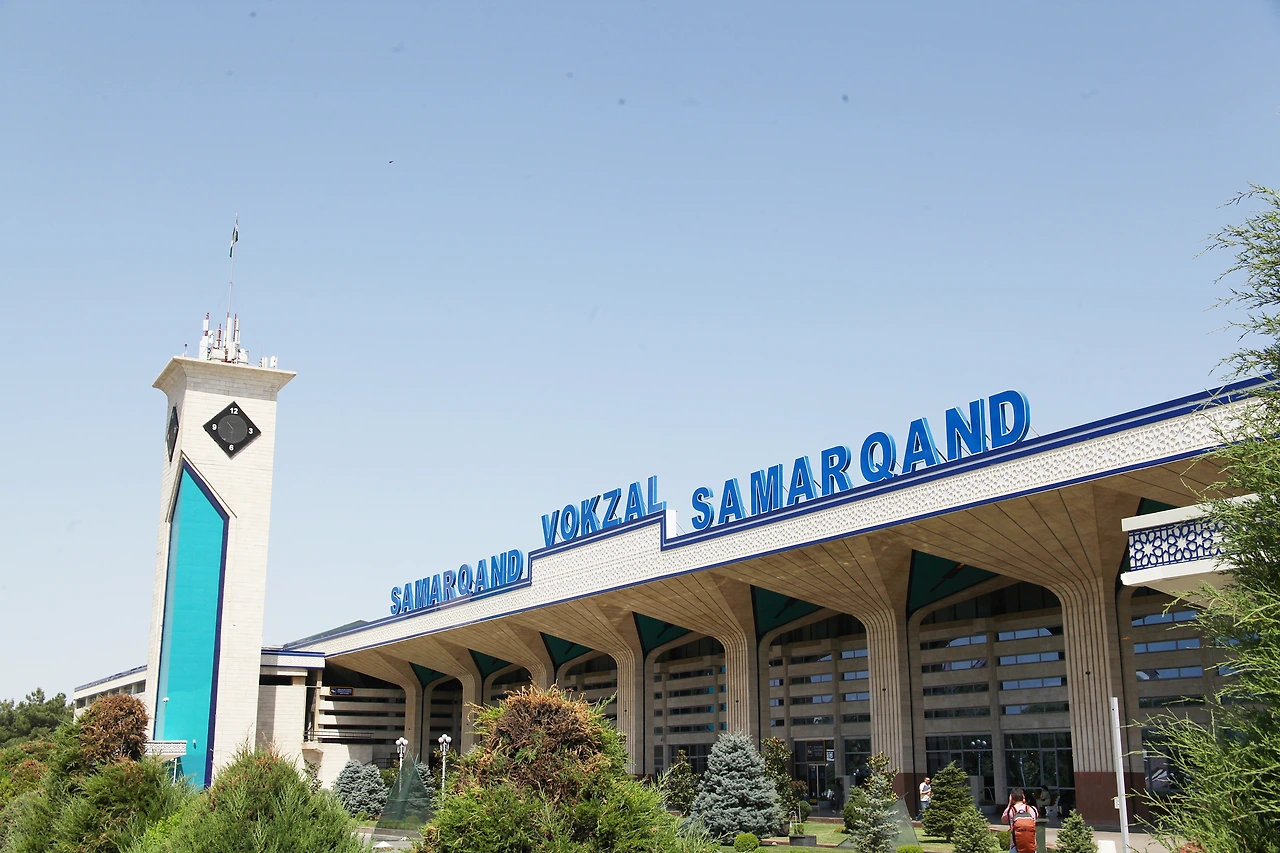 사마르 칸트 역1.JPG