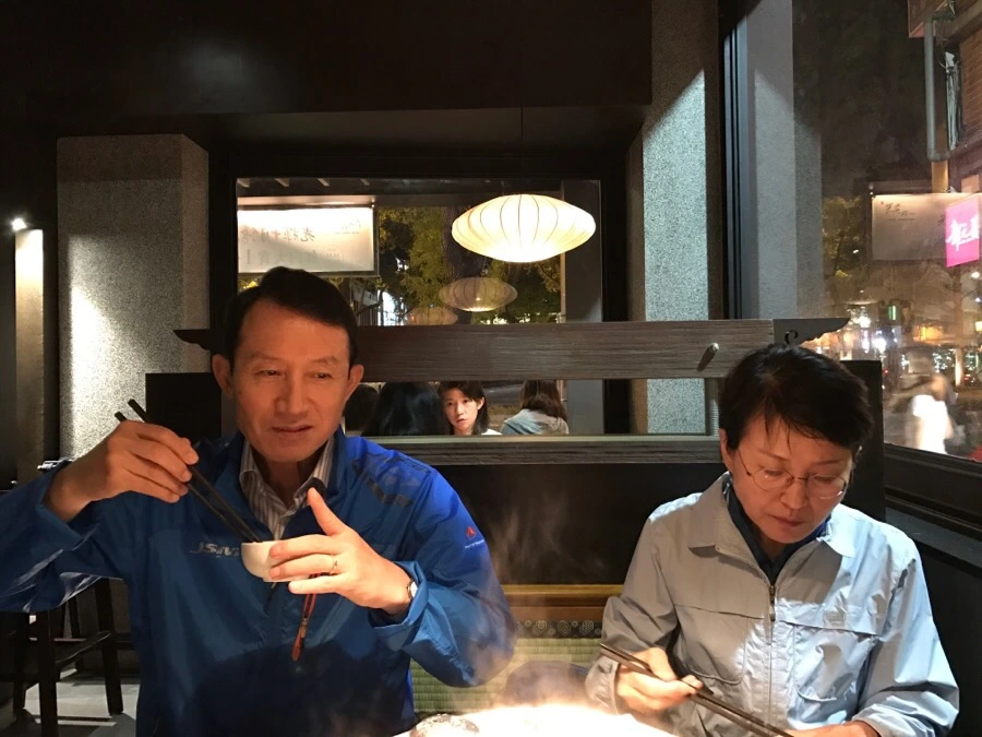 IMG_5565.JPG?type=w966