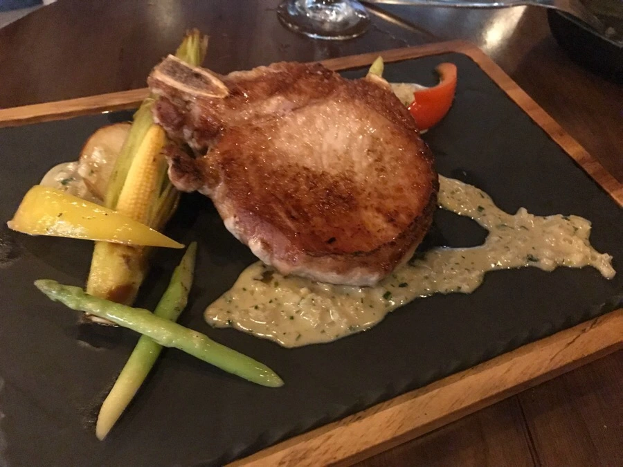 IMG_2371.jpg?type=w966