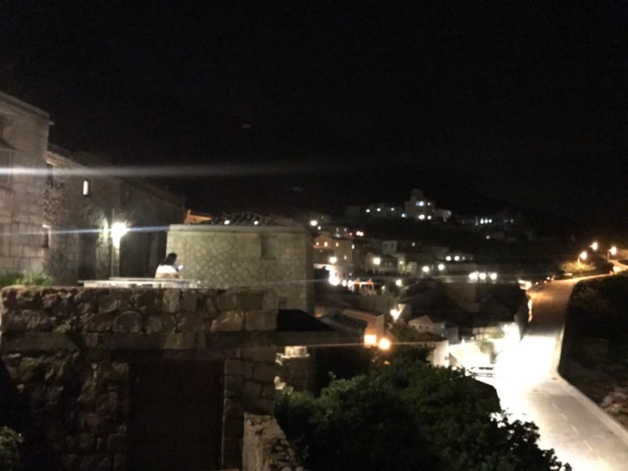 IMG_8660.jpg?type=w966