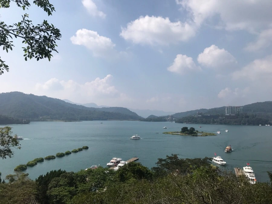 IMG_2947.jpg?type=w966