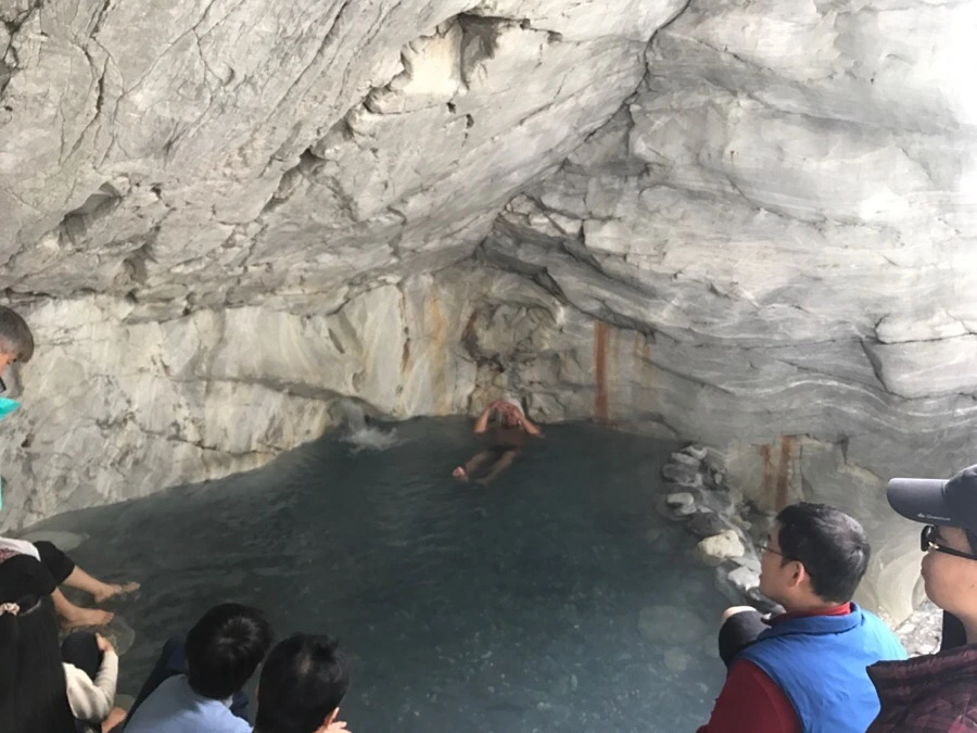 IMG_2102.jpg?type=w966