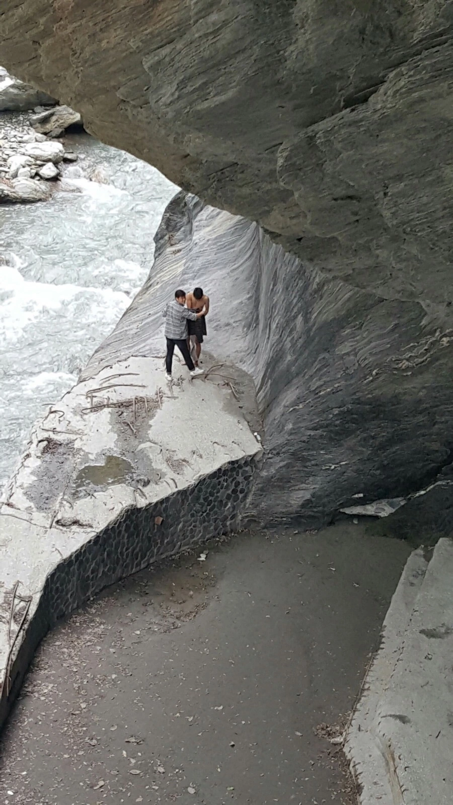 IMG_2172.jpg?type=w966