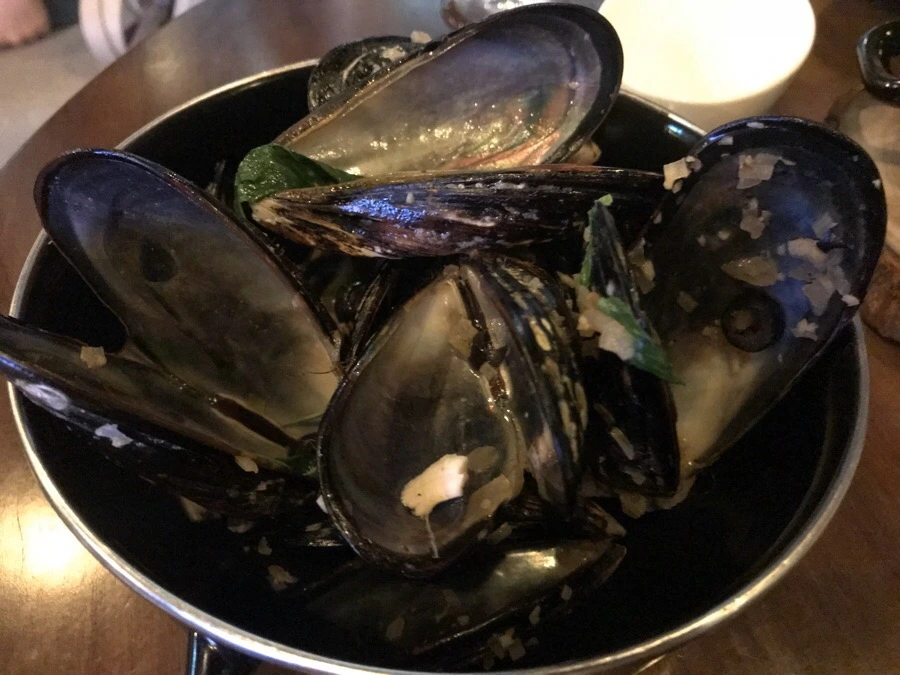 IMG_2370.jpg?type=w966