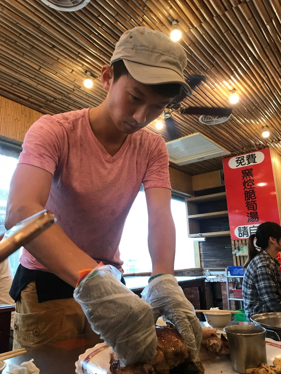 IMG_9033.jpg?type=w966