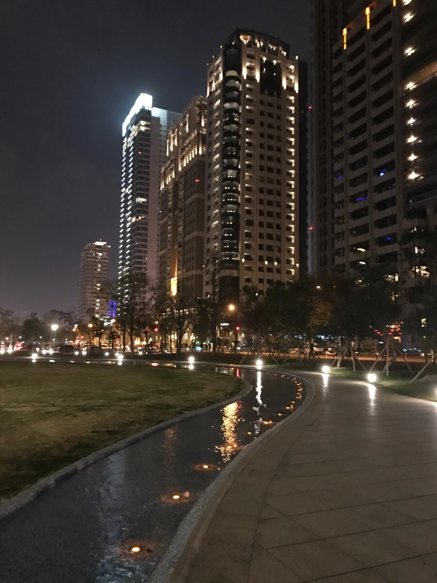 IMG_0196.jpg?type=w966